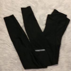 Athletic Leggings with Zipper pocket